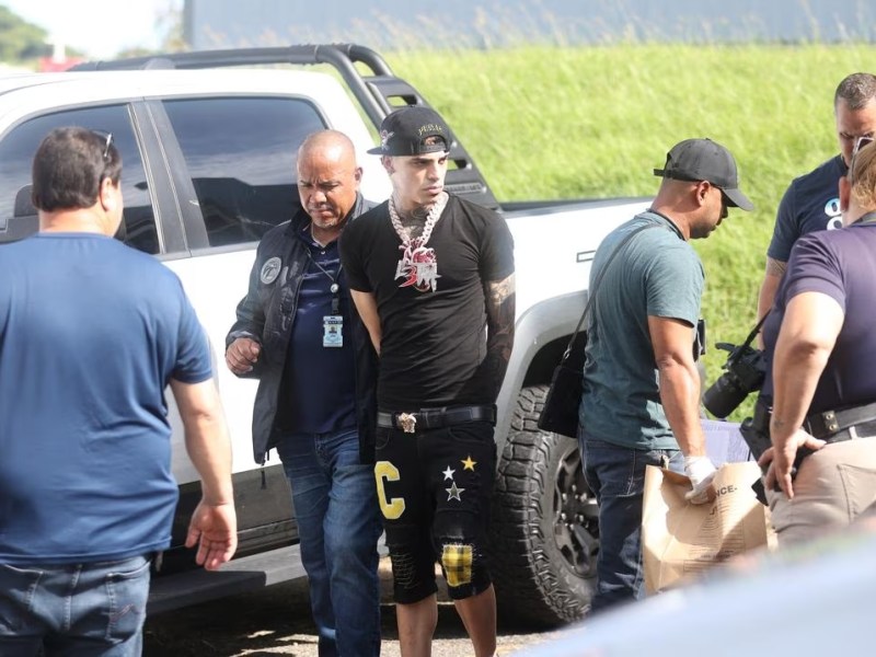 Detienen al urbano Luar La L por posesión de drogas y&nbsp;armas